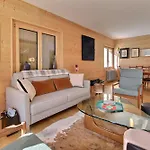 Sunny Attic Location Champéry