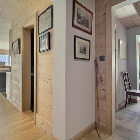 Dents Du Midi 54, The Sunny Attic Appartement